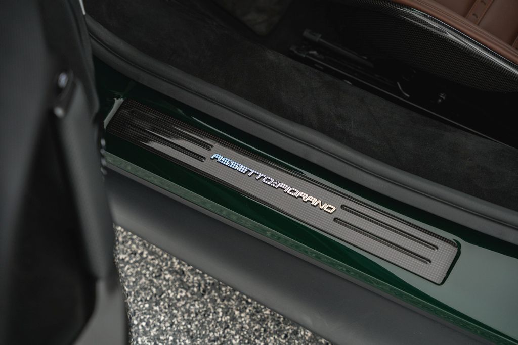 Ferrari 296 GTB 2023