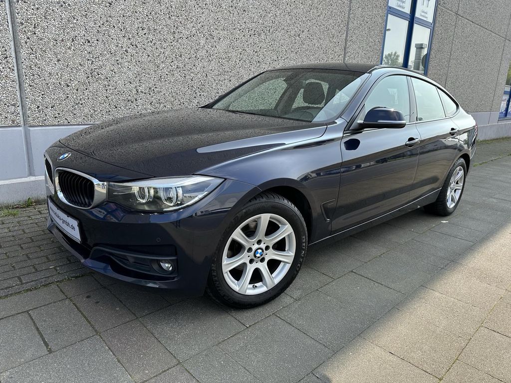 BMW 318 2019