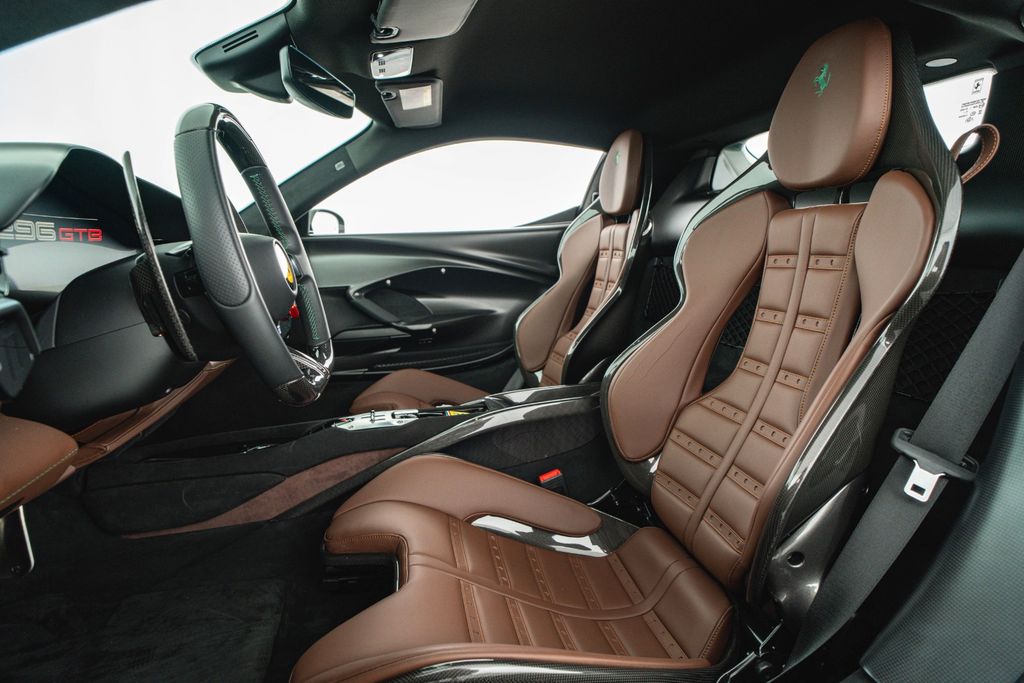 Ferrari 296 GTB 2023