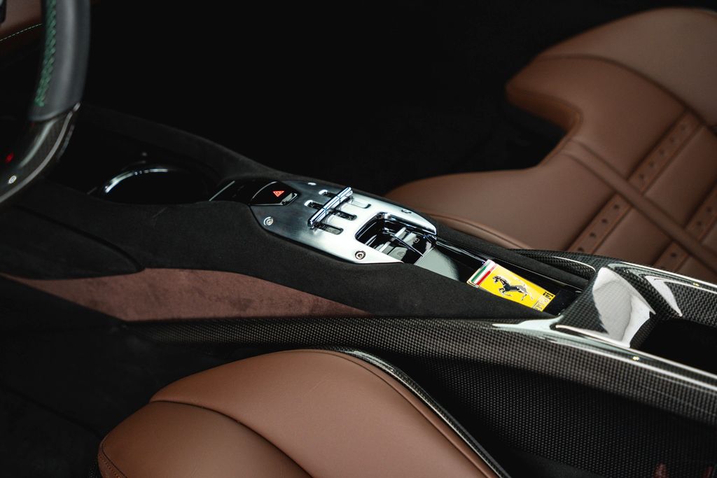 Ferrari 296 GTB 2023