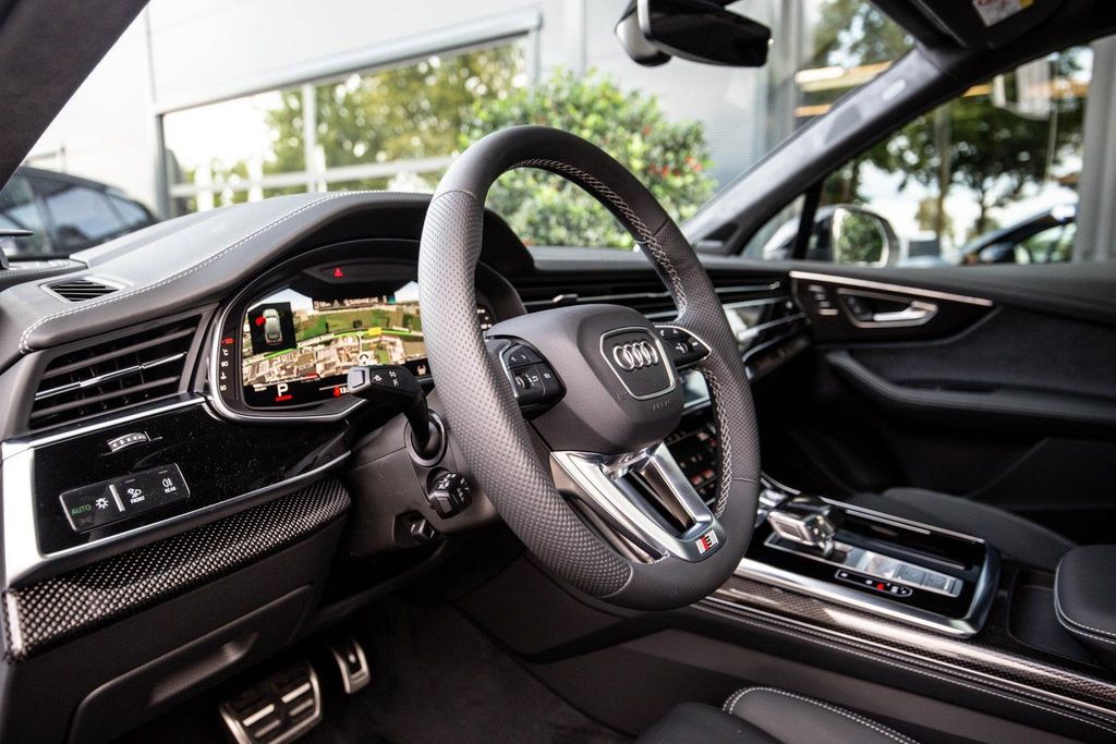 Audi SQ7 2023