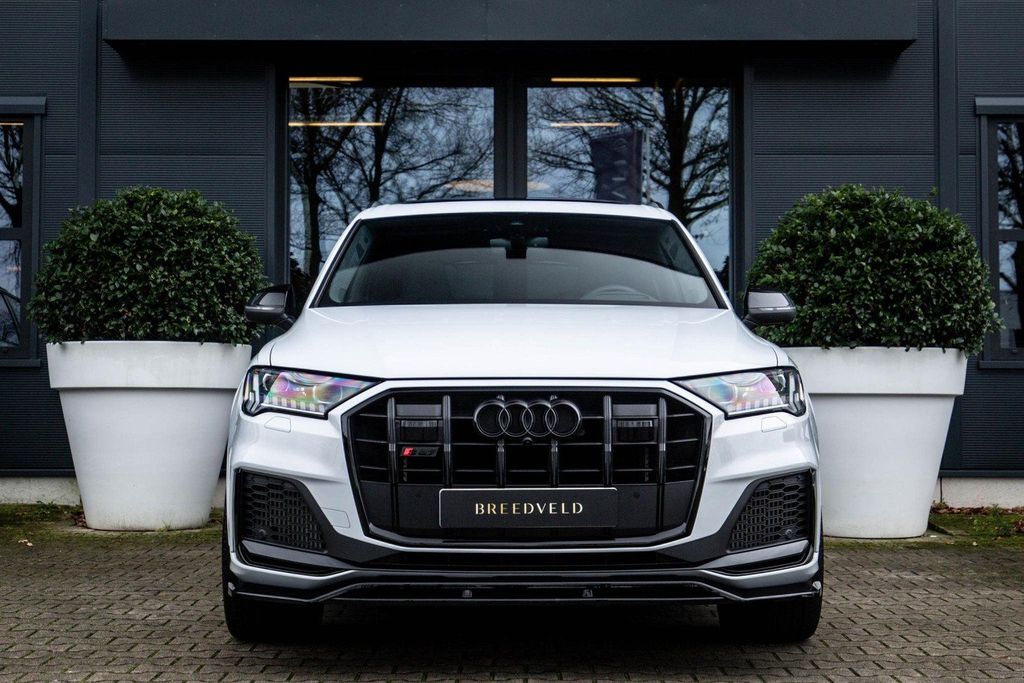 Audi SQ7 2023
