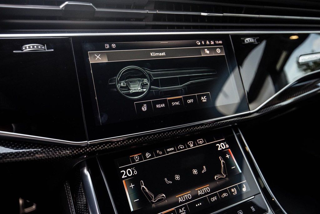 Audi SQ7 2023