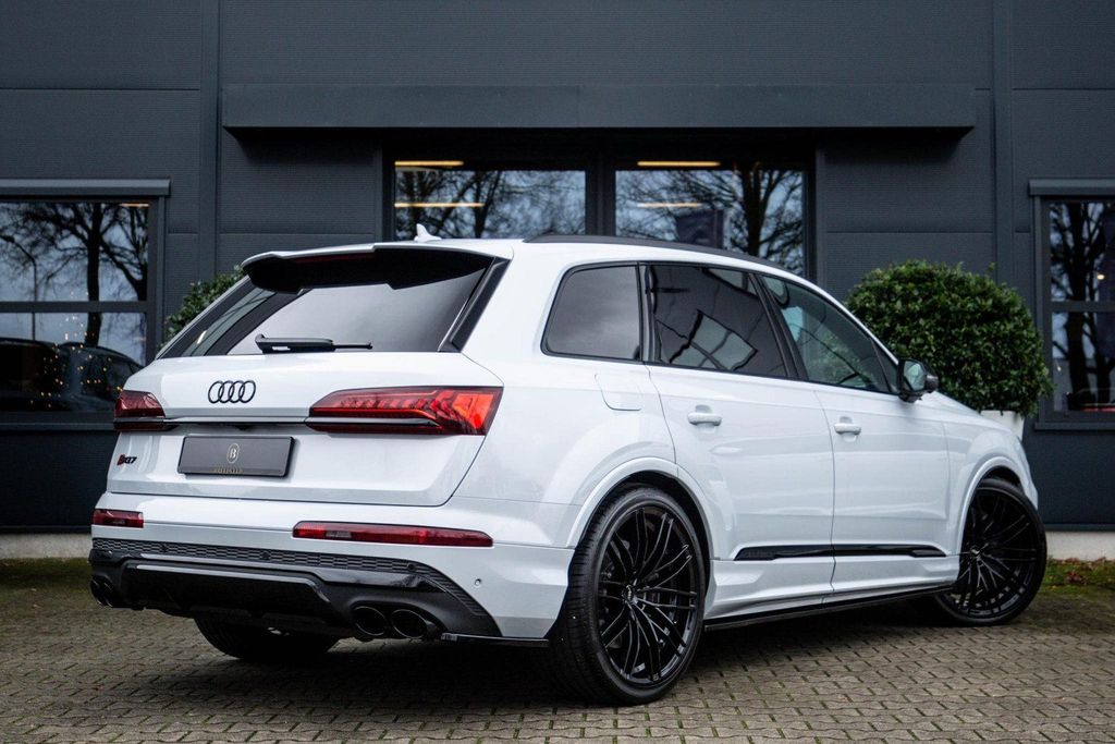 Audi SQ7 2023