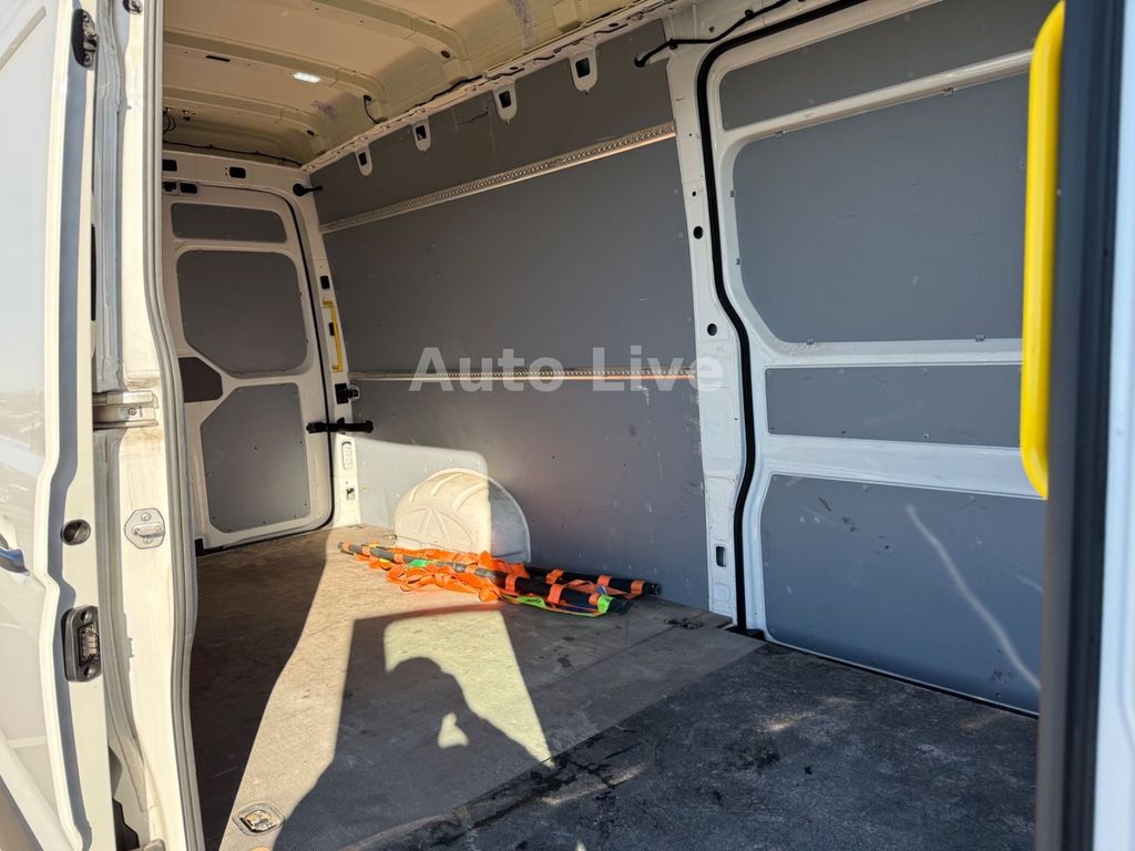 Volkswagen Crafter 2023