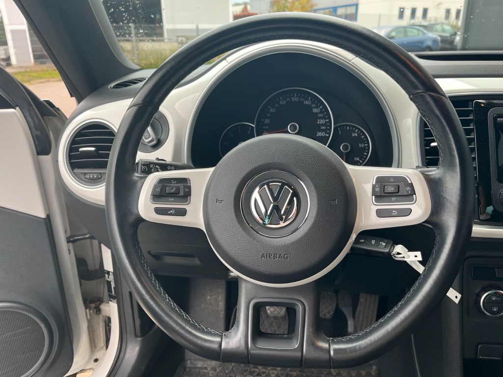 Volkswagen Beetle 2012