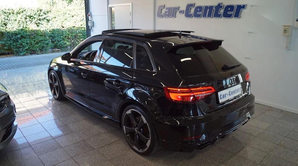Audi RS3 2019