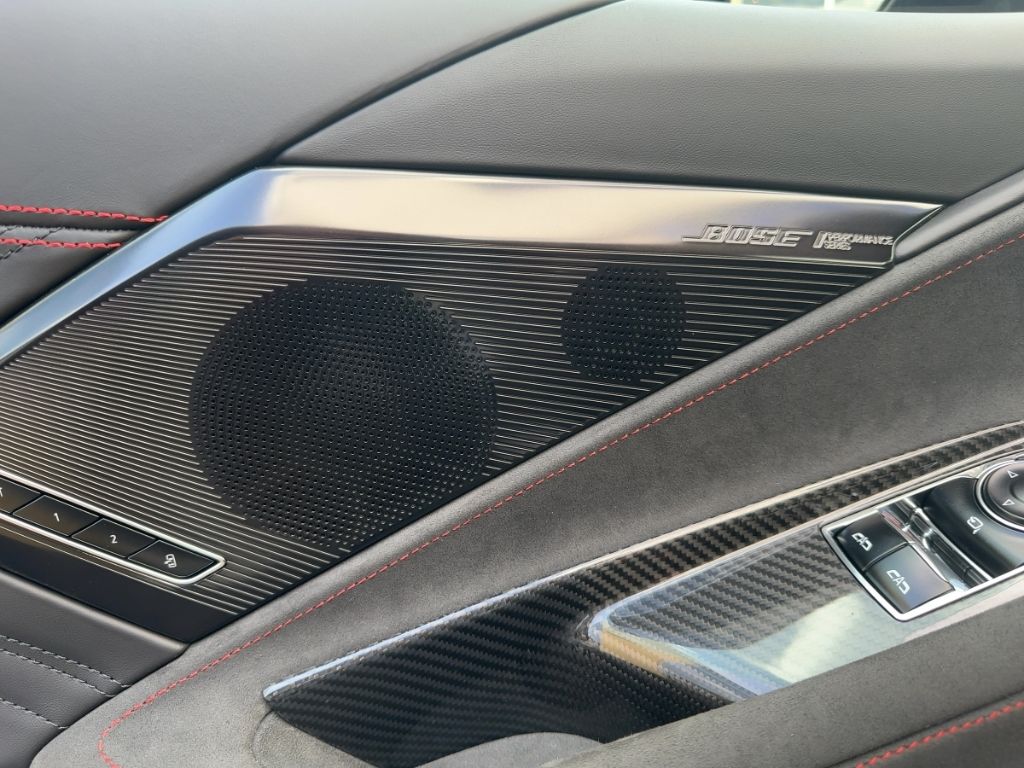 Corvette C8 2025
