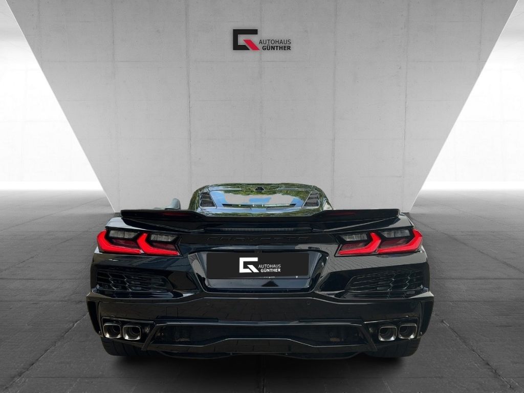 Corvette C8 2025