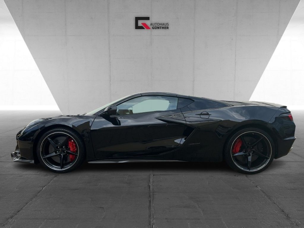 Corvette C8 2025