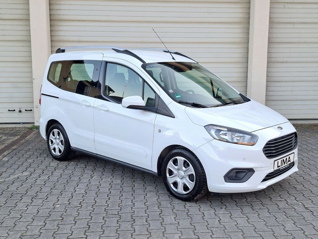 Ford Tourneo Courier 2020