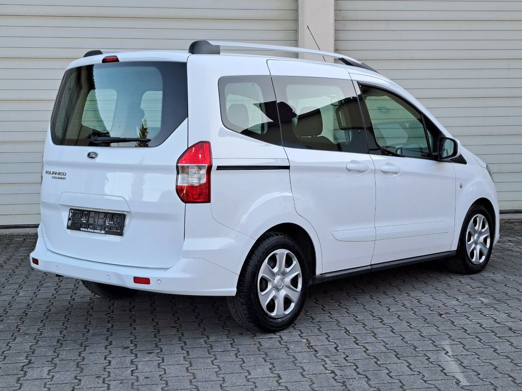 Ford Tourneo Courier 2020
