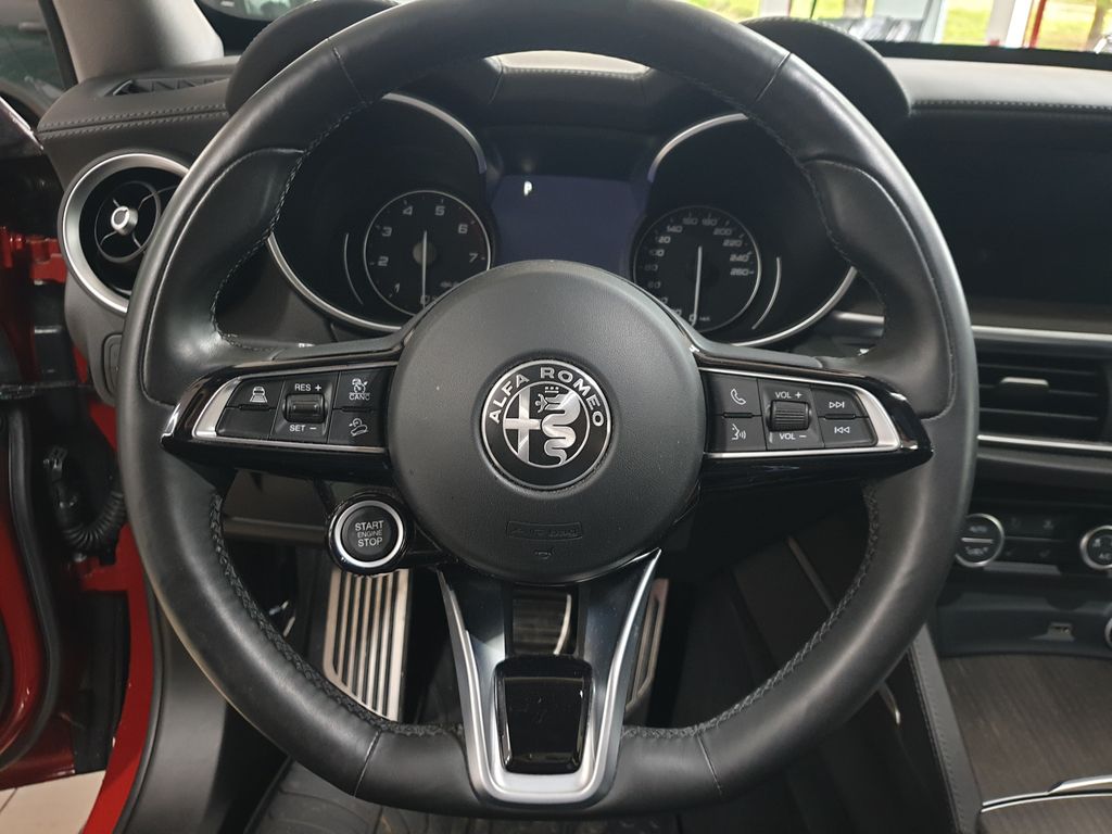 Alfa Romeo Stelvio 2020