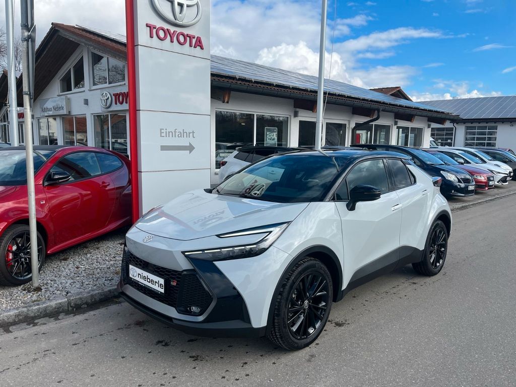 Toyota C-HR 2025