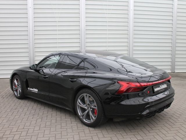 Audi RS e-tron GT 2023