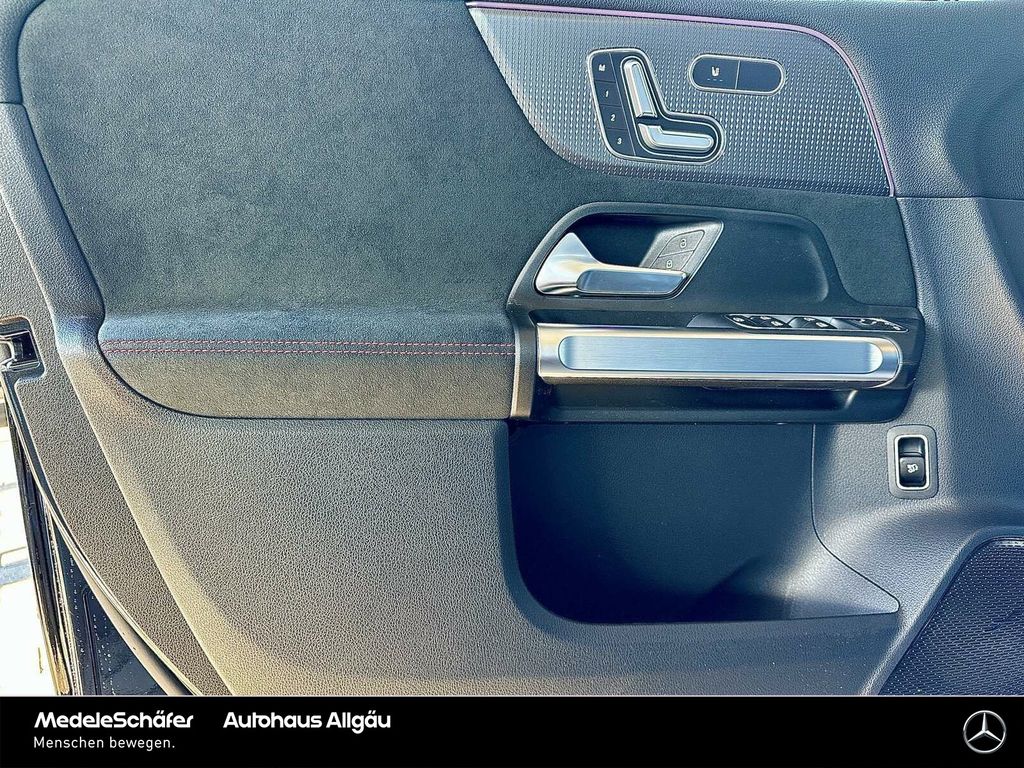 Mercedes-Benz EQB 2023