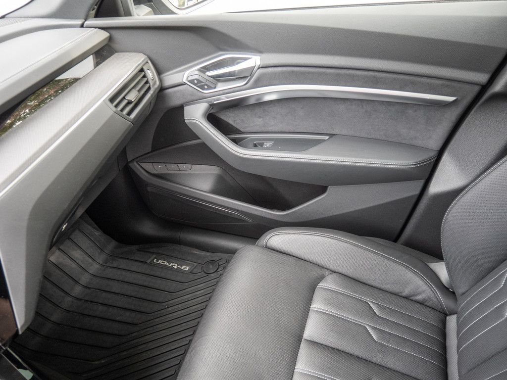 Audi e-tron 2022