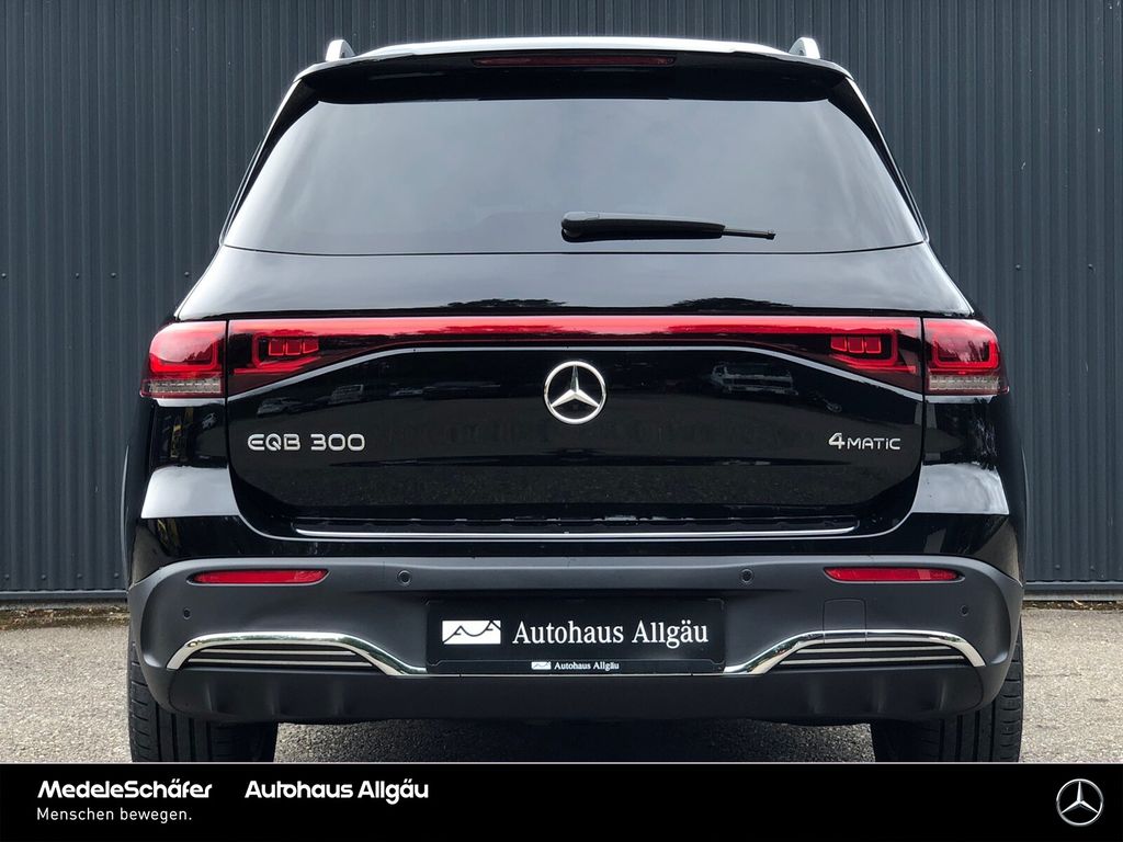 Mercedes-Benz EQB 2023