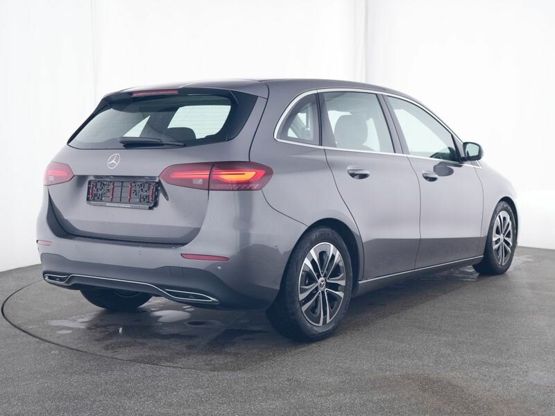 Mercedes-Benz B 180 2024