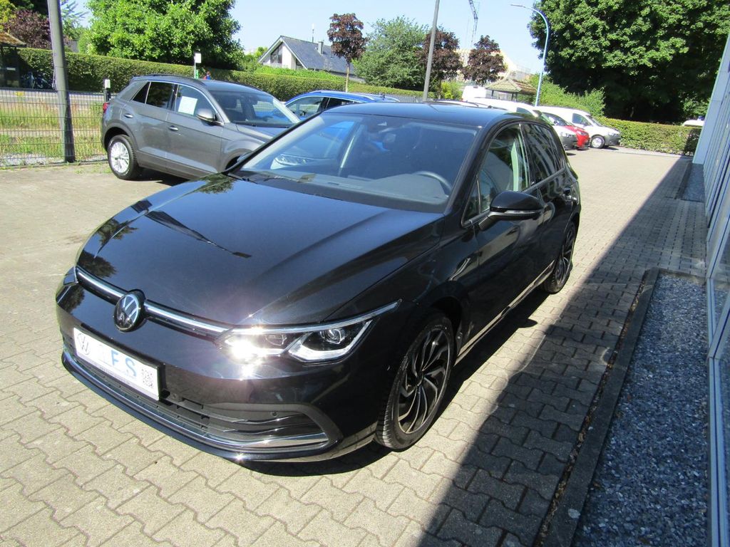 Volkswagen Golf 2024