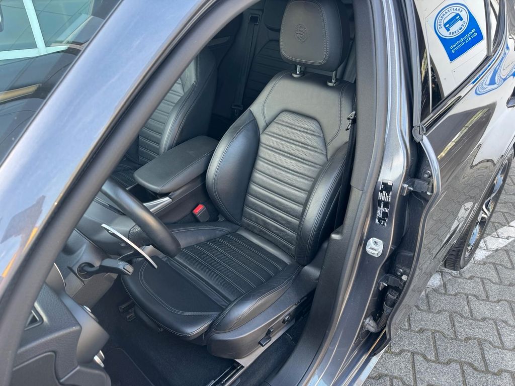 Alfa Romeo Stelvio 2022
