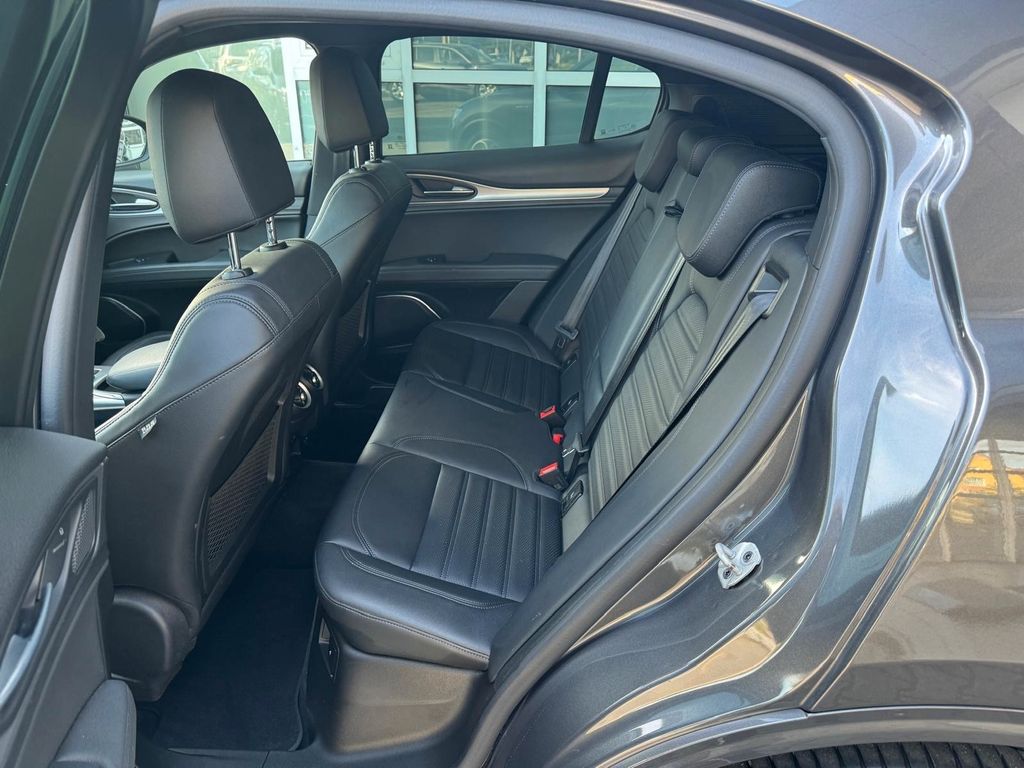 Alfa Romeo Stelvio 2022