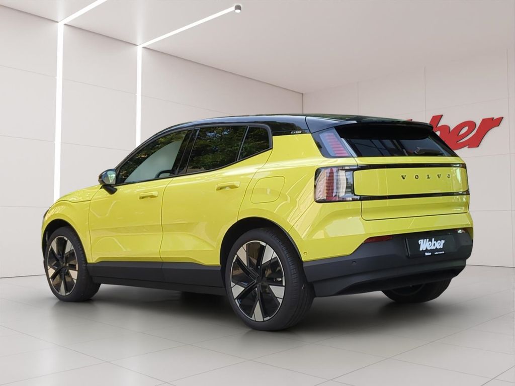Volvo EX30 2024