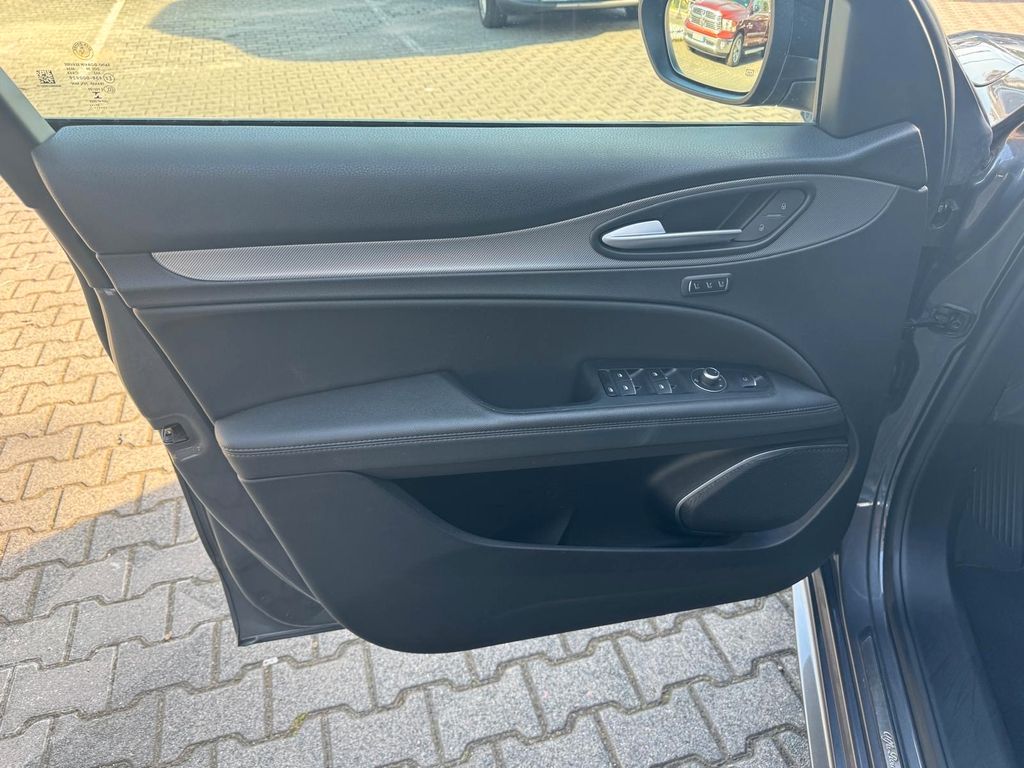 Alfa Romeo Stelvio 2022