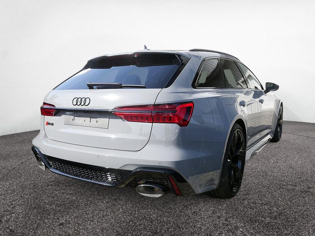 Audi RS6 2025