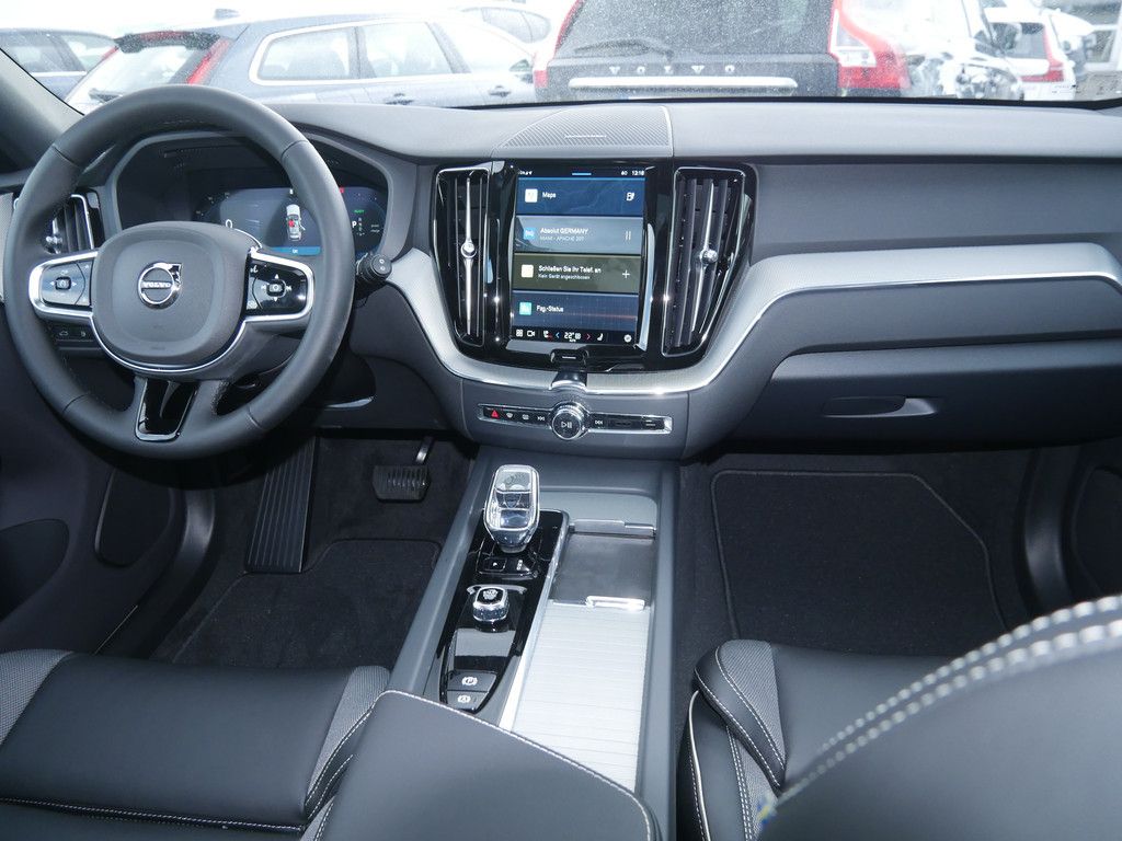 Volvo XC60 2025