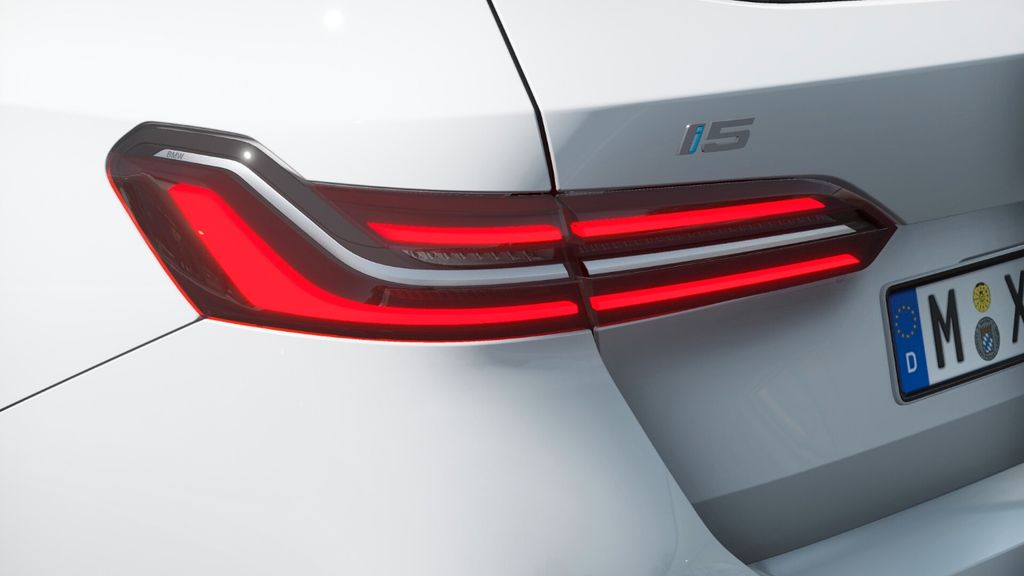 BMW i5