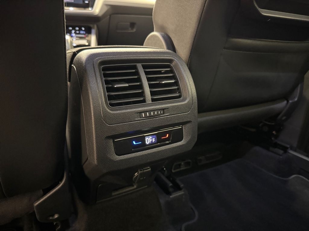 Volkswagen Touran 2023