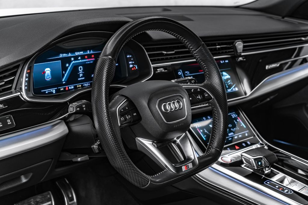 Audi SQ8 2020