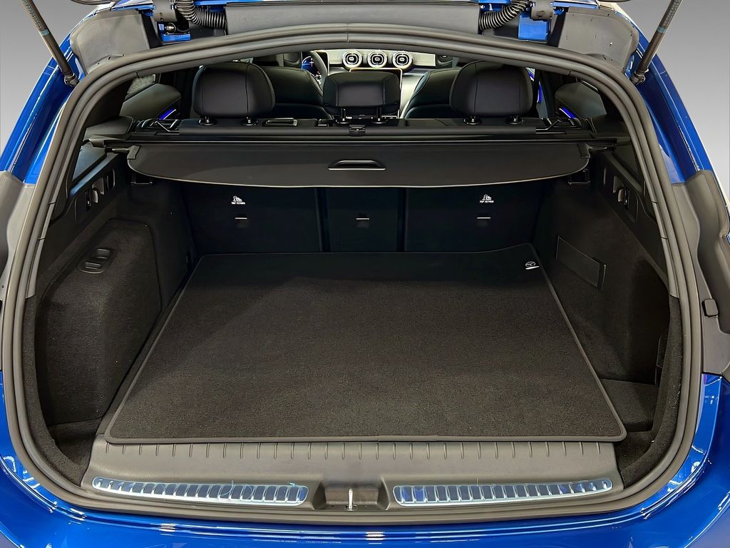 Mercedes-Benz C 300 2025