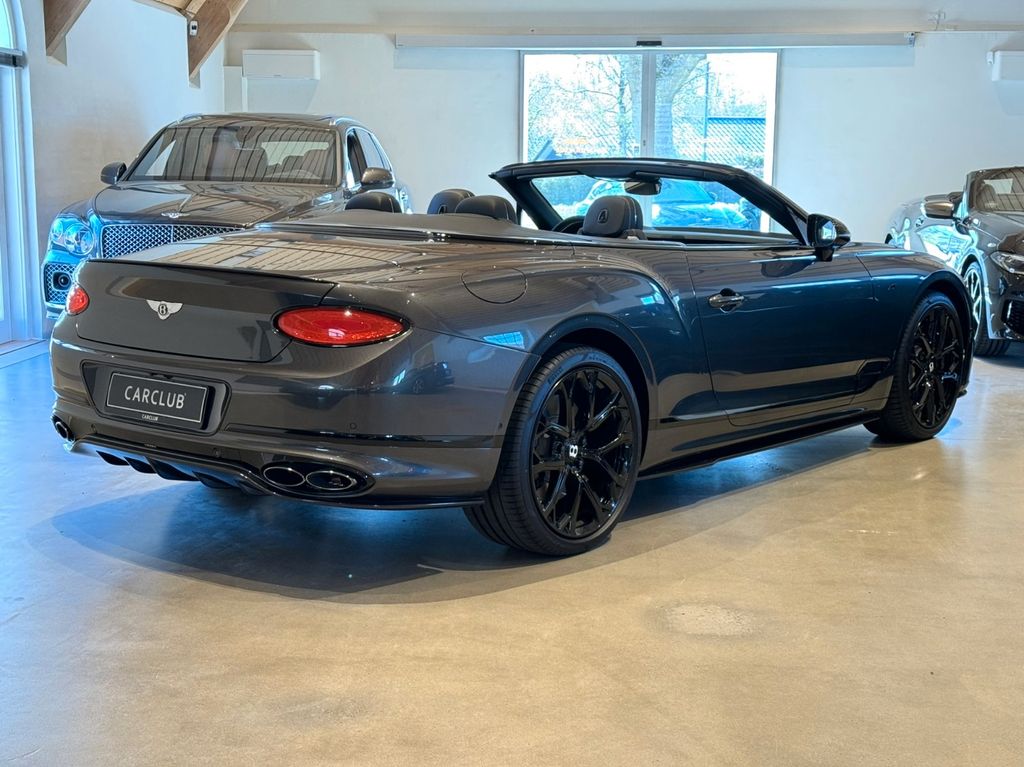 Bentley Continental GTC 2024