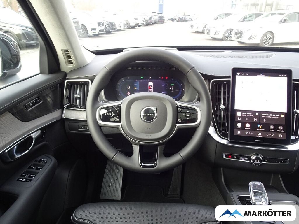Volvo XC90 2025