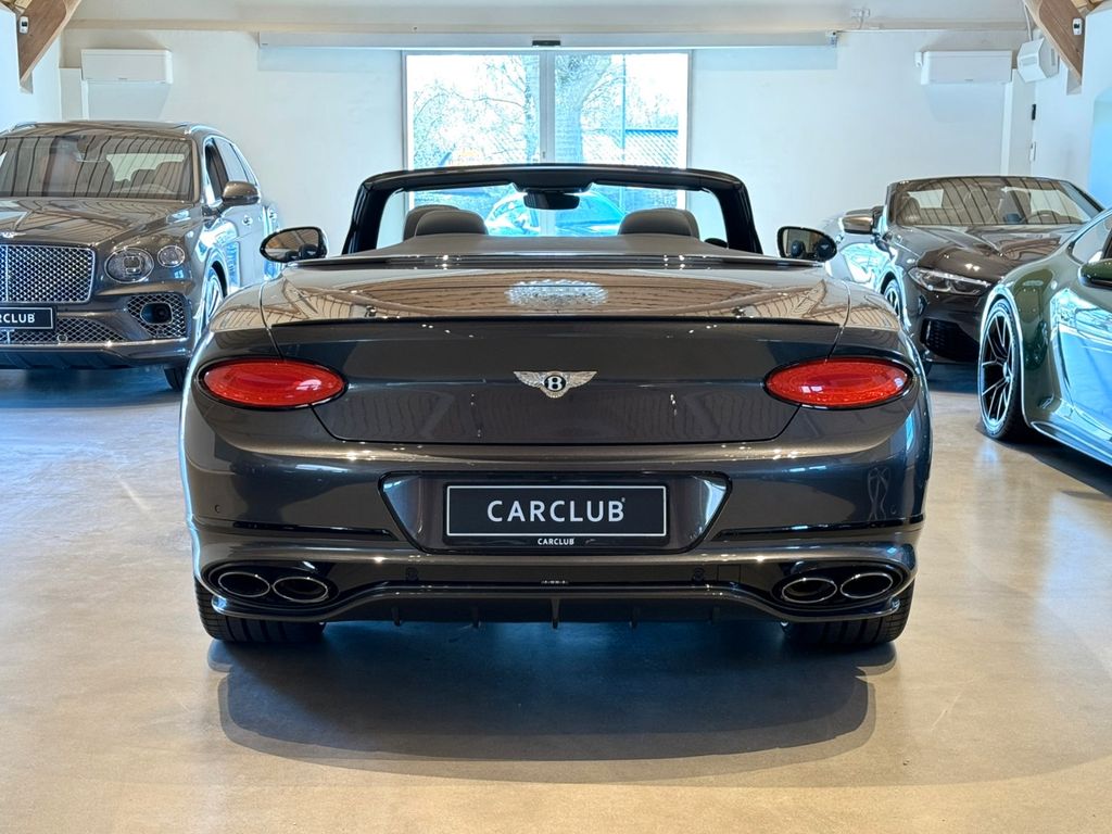 Bentley Continental GTC 2024