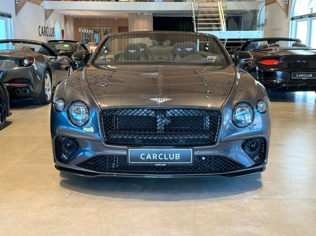 Bentley Continental GTC 2024