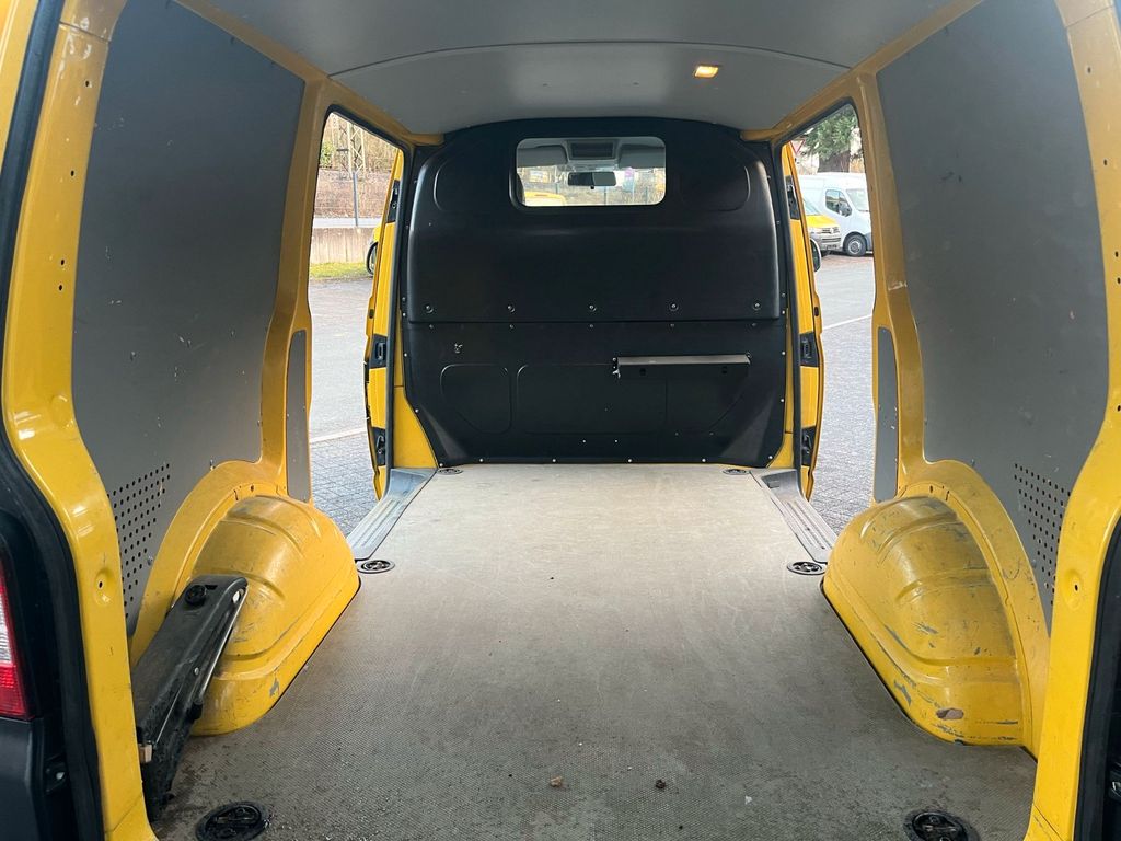 Volkswagen T5 Transporter 2013
