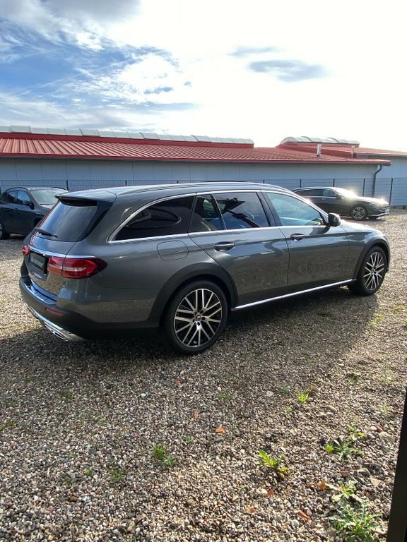 Mercedes-Benz E 200 2020