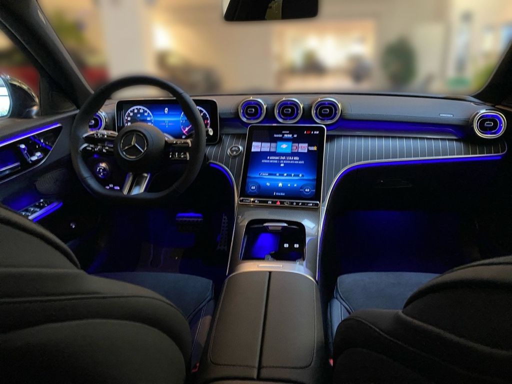Mercedes-Benz C 300 2024