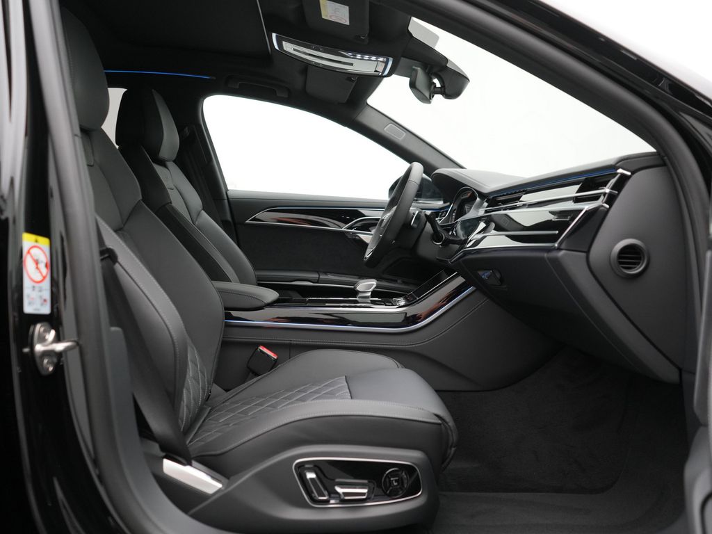 Audi A8 2024