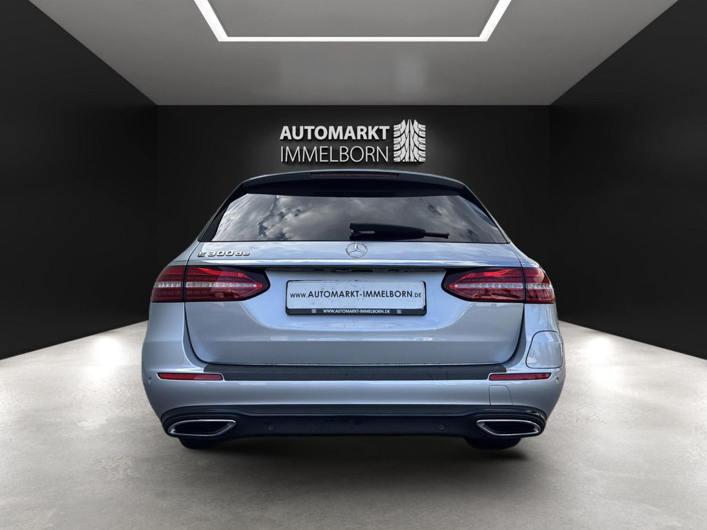 Mercedes-Benz E 300 2021