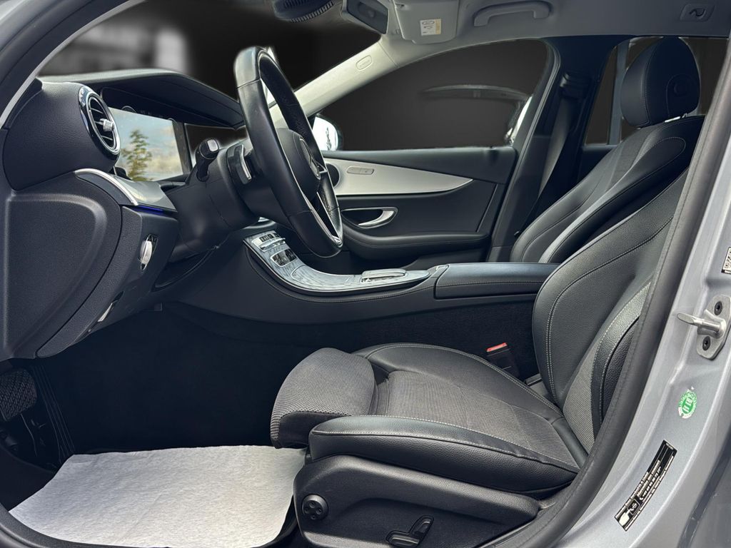 Mercedes-Benz E 300 2021