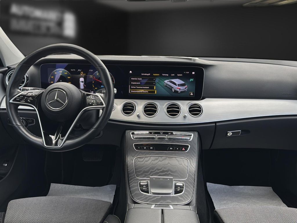 Mercedes-Benz E 300 2021