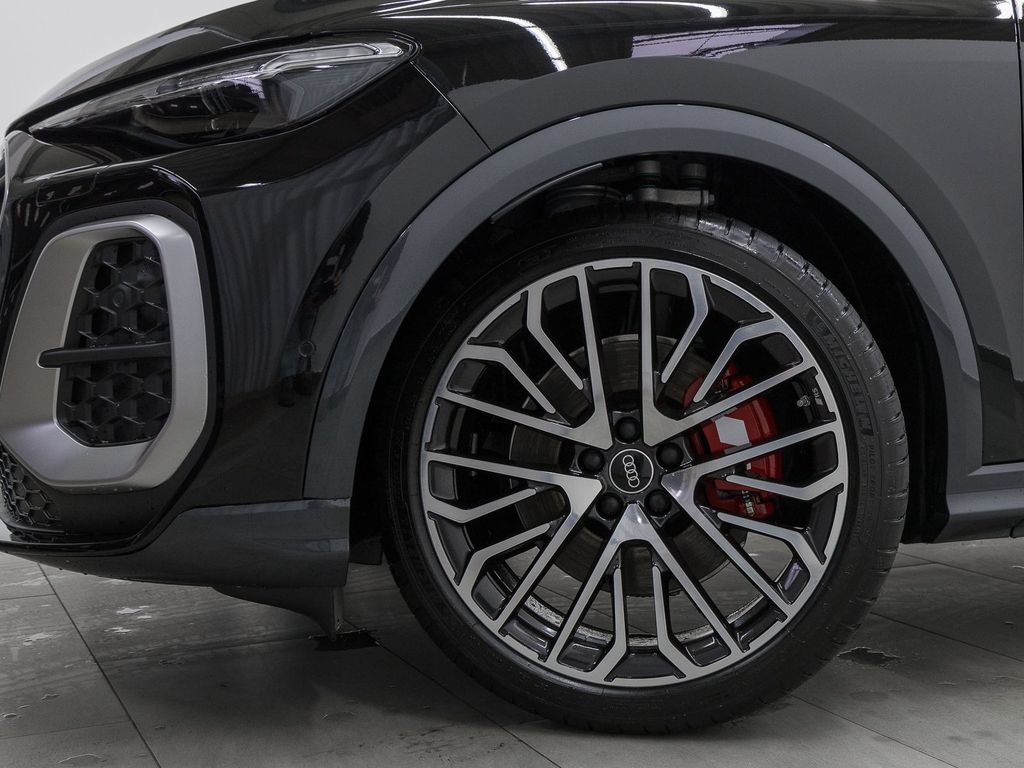 Audi SQ5 2025