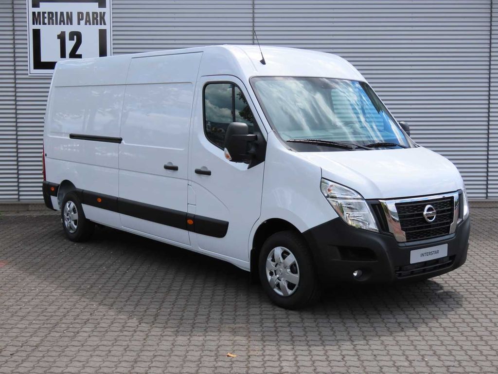 Nissan Interstar 2024