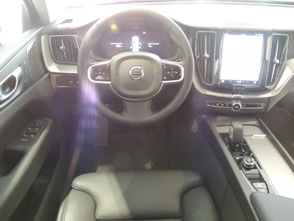 Volvo XC60 2024