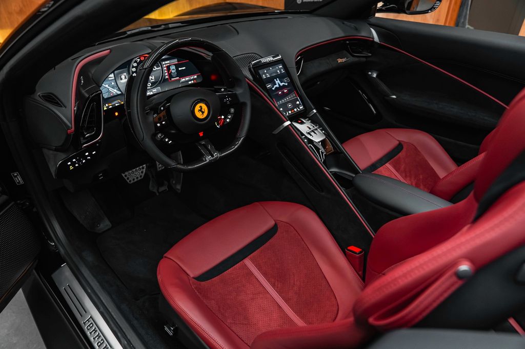 Ferrari Roma 2025