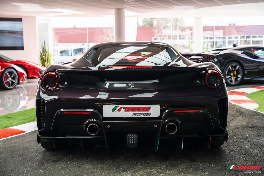 Ferrari 488 Pista 2019